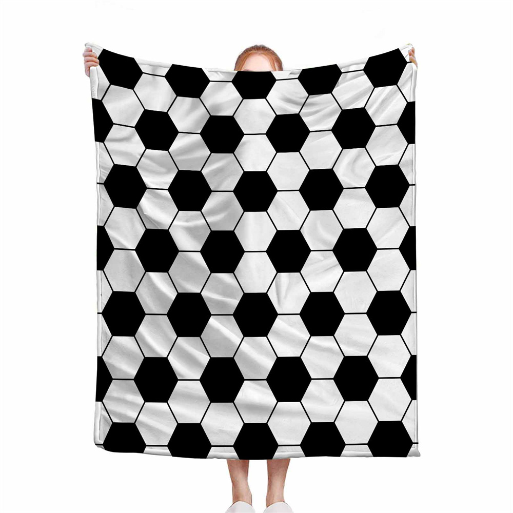 Black white football Microfibe - Christmas Throw Blanket recensione e prezzo