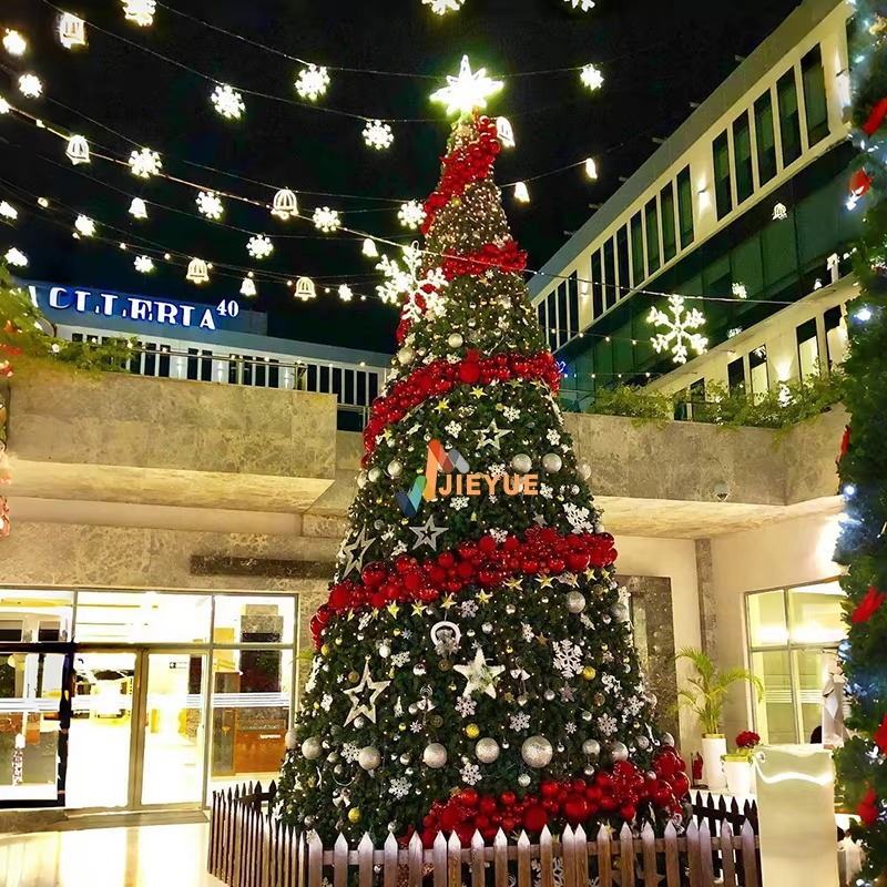 High Quality Giant Decorative  - Christmas Tree Artificial recensione e prezzo