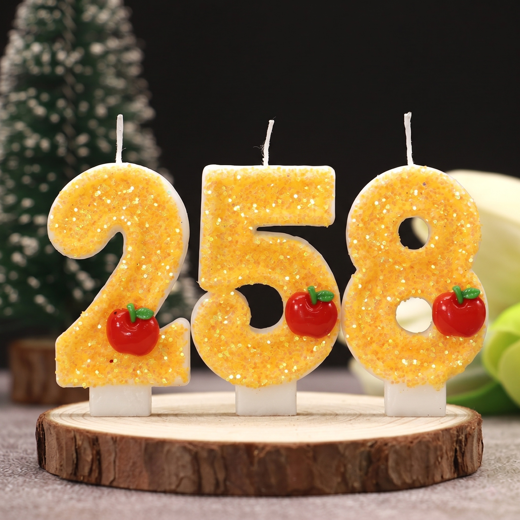 Red Apple Fresh Yellow Digital - Holiday Candle Set recensione e prezzo