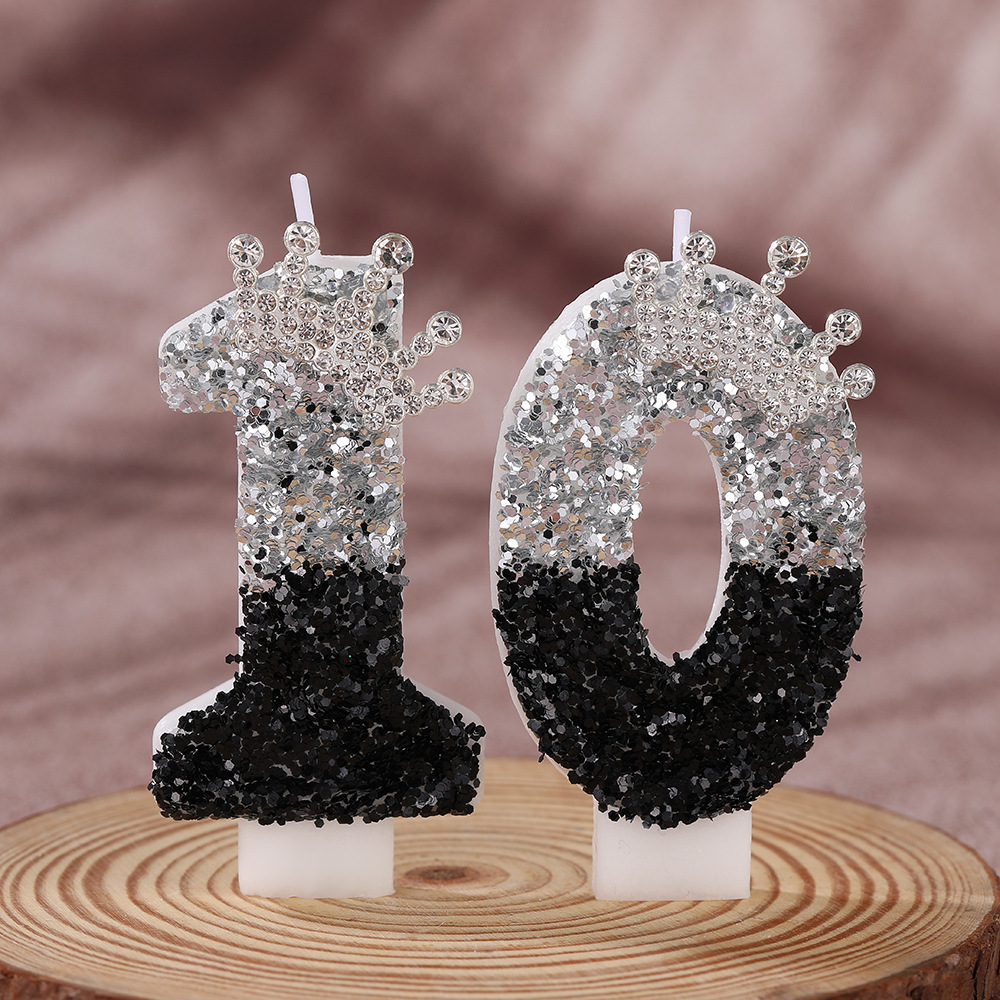 Black Silver Gradient Crown Ha - Holiday Candle Set recensione e prezzo