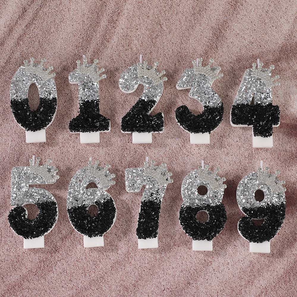 Black Silver Gradient Crown Ha - Holiday Candle Set recensione e prezzo